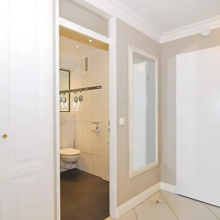 Metropol, Whg 262a, Seeseite 11og *